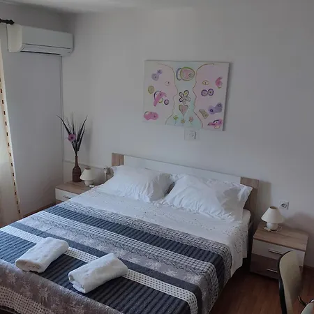 Homestay Pri Nespoli